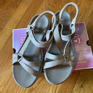 Skechers Women's On-The-go 600-Brilliancy Sport Sandal